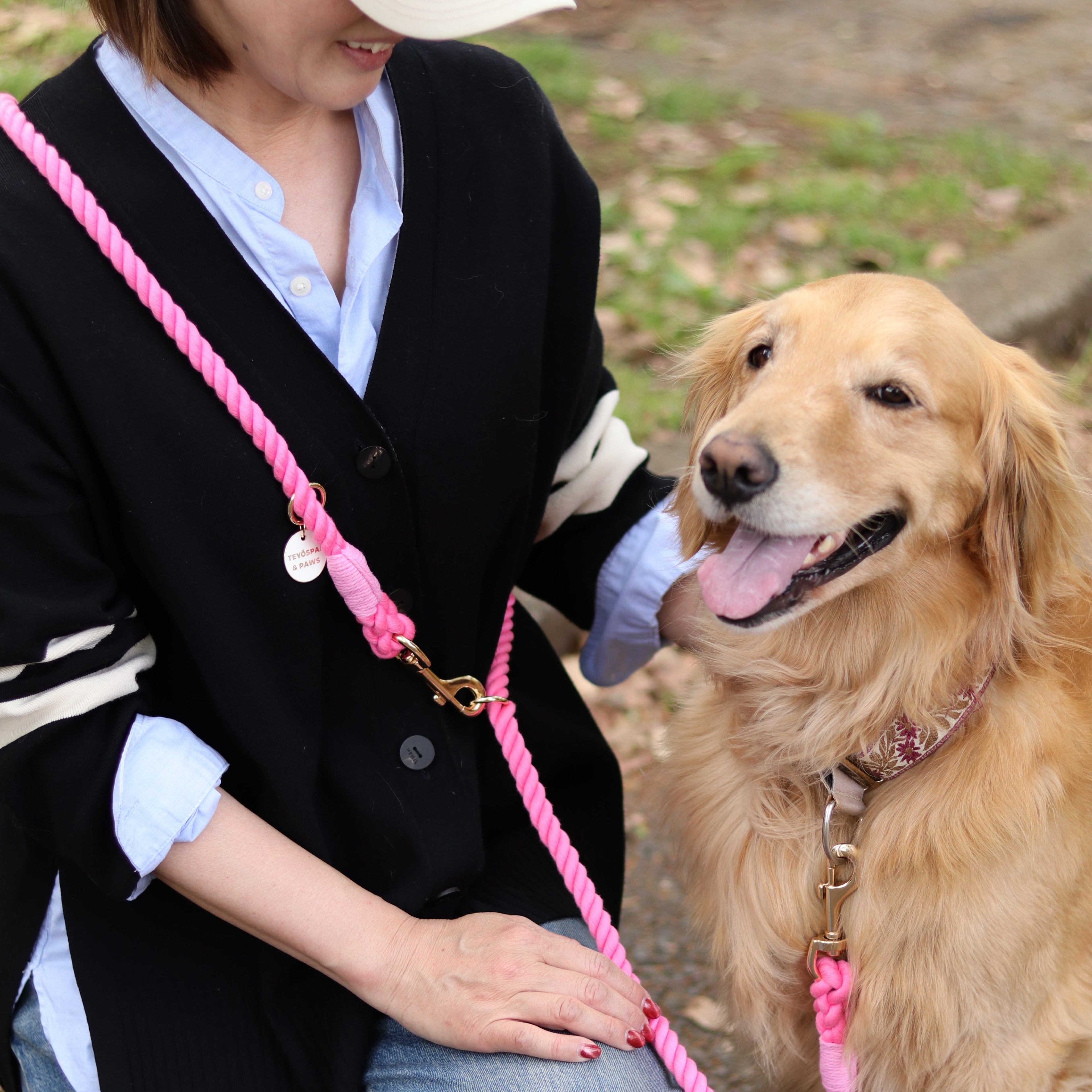 肩掛け ハンズフリーロープリード 210cm - FLAMINGO PINK/フラミンゴピンク <GOLD>